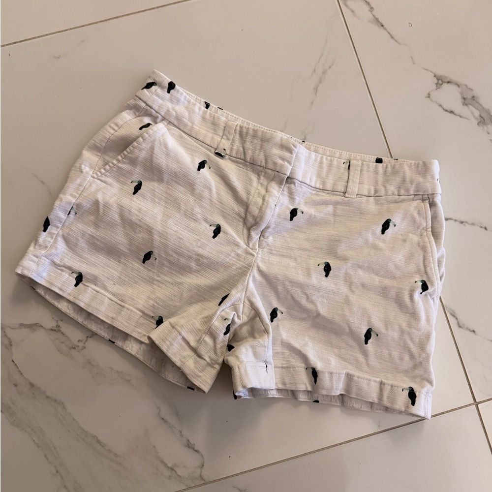 Loft White Shorts with Black Pattern Size 6